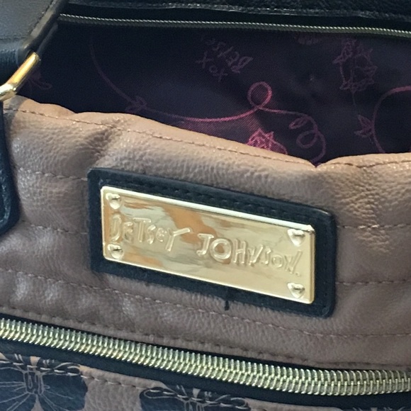 Purse - Picture 3 of 6